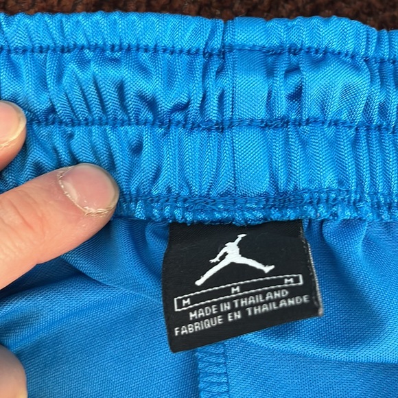 Men’s Jordan basketball shorts. With pockets! - Picture 5 of 6